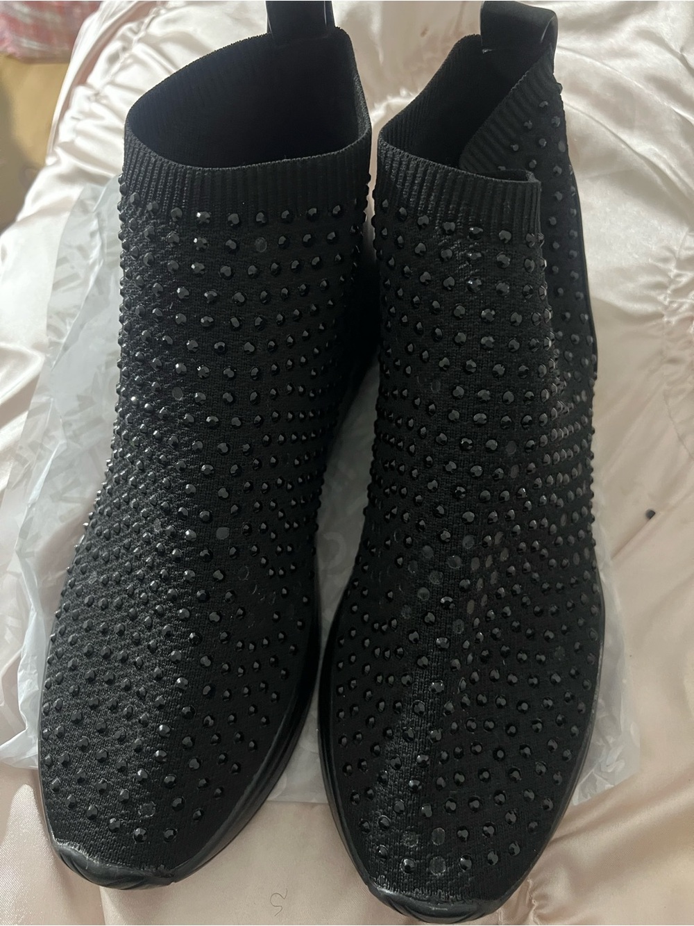 Mods - Black Embellished Knit Slip-On Ankle Shoes